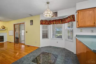 2082 Crest Road, Forest Park, OH 45240 - Photo 17