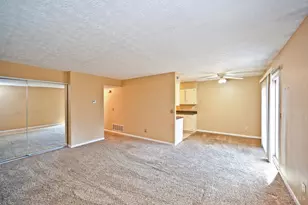 9450 Haddington Ct, Colerain Township, OH 45251 - Photo 5
