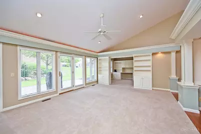 1222 Deerfield Circle, Hamilton, OH 45013 - Photo 13
