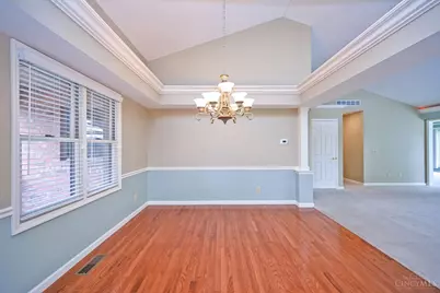 1222 Deerfield Circle, Hamilton, OH 45013 - Photo 7