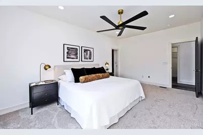 1814 Hewitt Avenue, Cincinnati, OH 45207 - Photo 29