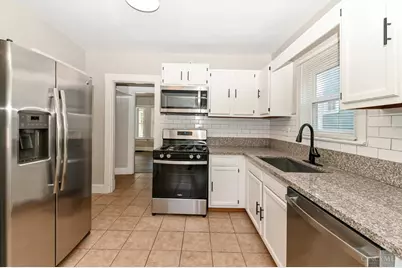 1946 Hewitt Avenue, Cincinnati, OH 45207 - Photo 11