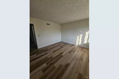 9528 Haddington Court, Colerain Township, OH 45251 - Photo 7