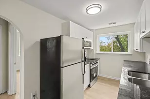 2558 Orland Ave, Cincinnati, OH 45211 - Photo 7