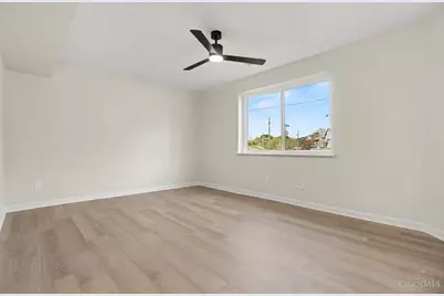 2558 Orland Avenue, Cincinnati, OH 45211 - Photo 23