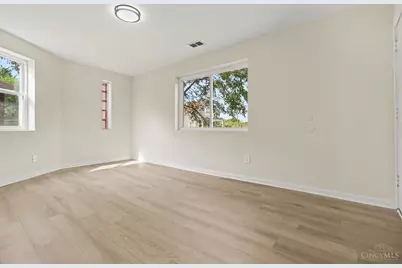 2558 Orland Avenue, Cincinnati, OH 45211 - Photo 25