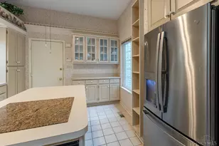 12152 Peak Dr, Springdale, OH 45246 - Photo 15