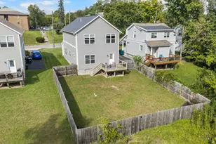 3647 Woodford Rd, Cincinnati, OH 45213 - Photo 33