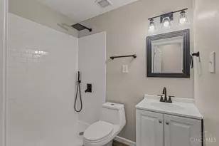 3969 Larchview Dr, Sycamore Township, OH 45236 - Photo 9