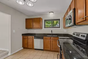 3969 Larchview Dr, Sycamore Township, OH 45236 - Photo 5
