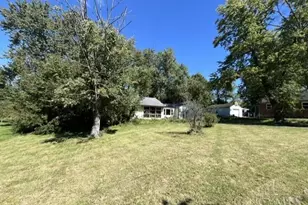 2160 Pinney Ln, Springfield Township, OH 45231 - Photo 3