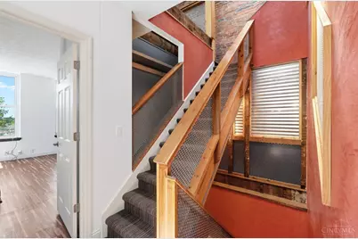 1810 Walker Street, Cincinnati, OH 45202 - Photo 21