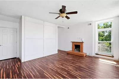 1810 Walker Street, Cincinnati, OH 45202 - Photo 23