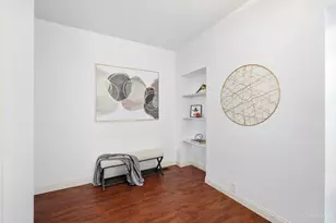 1810 Walker St, Cincinnati, OH 45202 - Photo 9