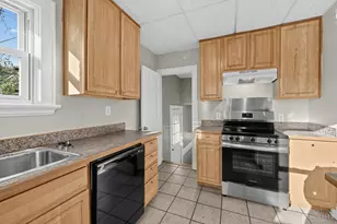 1843 Dalewood Pl, Cincinnati, OH 45237 - Photo 7