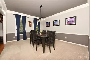 6092 Balsam Dr, Miami Township, OH 45150 - Photo 9