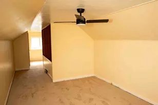 6327 Stover Ave, Golf Manor, OH 45237 - Photo 9
