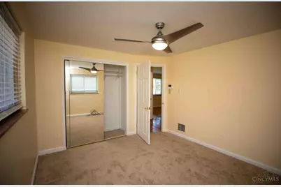 6327 Stover Avenue, Golf Manor, OH 45237 - Photo 7