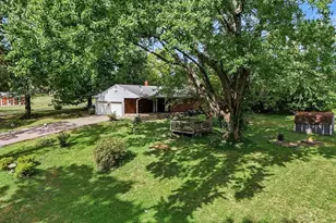 4295 Hutchinson Rd, Green Township, OH 45248 - Photo 3