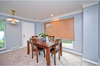 3673 Boomer Road, Cincinnati, OH 45247 - Photo 9