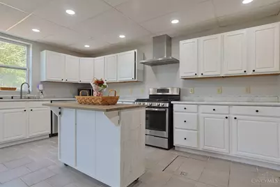 626 E Ross Avenue, Cincinnati, OH 45217 - Photo 7