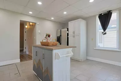 626 E Ross Avenue, Cincinnati, OH 45217 - Photo 9