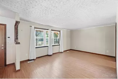 7377 Betsy Ross Court, Hamilton, OH 45011 - Photo 9