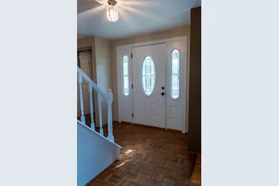 11900 Elmgrove Circle, Springfield Township, OH 45240 - Photo 5