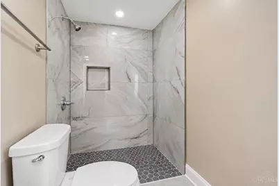 4851 Paddock Road, Cincinnati, OH 45237 - Photo 19