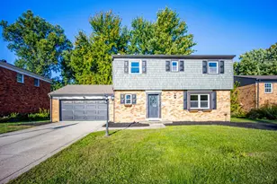 2067 Forestcrest Way, Anderson Township, OH 45244 - Photo 3