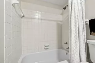2067 Forestcrest Way, Anderson Township, OH 45244 - Photo 29