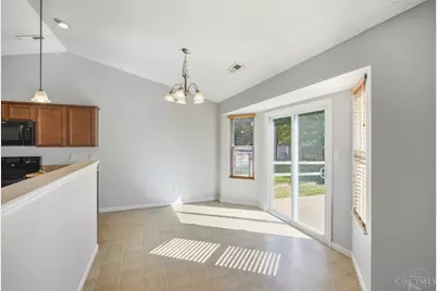 911 Regency Court, Trenton, OH 45067 - Photo 9