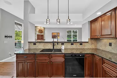 7519 Blue Fox Run, West Chester, OH 45069 - Photo 11