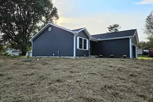 6552 Fascination Way, Paint Township, OH 45133 - Photo 5