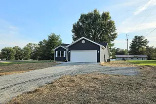 6552 Fascination Way, Paint Township, OH 45133 - Photo 3