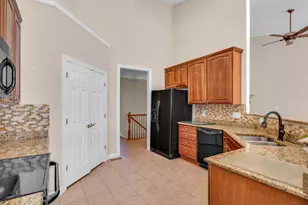 7943 Orchard Ct, West Chester, OH 45069 - Photo 9