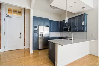 1125 St Gregory Street #202, Cincinnati, OH 45202 - Photo 3