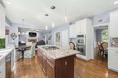 1211 Ridgewood Drive, Miami Township, OH 45140 - Photo 9