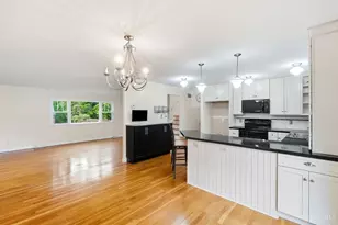 7095 Wyandotte Dr, Green Township, OH 45233 - Photo 11