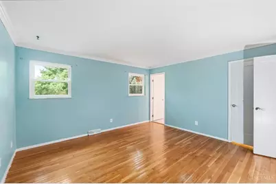 7095 Wyandotte Drive, Green Township, OH 45233 - Photo 17