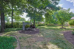 8410 Sunrise Ave, Springfield Township, OH 45231 - Photo 43