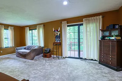 281 Carriage Circle Drive, Springdale, OH 45246 - Photo 9