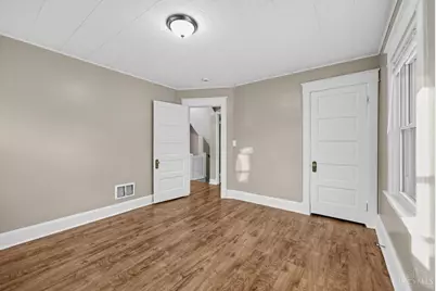 2949 Mignon Avenue, Cincinnati, OH 45211 - Photo 15
