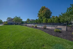 1118 Hayward Cir, Miami Township, OH 45150 - Photo 59