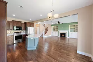 1118 Hayward Cir, Miami Township, OH 45150 - Photo 13
