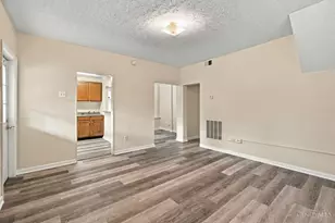 813 S College Ave, Oxford, OH 45056 - Photo 5