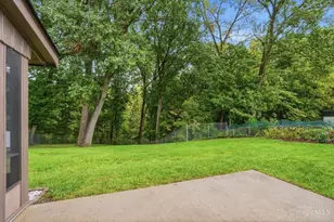 9596 Leebrook Dr, Springfield Township, OH 45231 - Photo 77