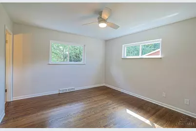 2079 Arrowood Place, Springfield Township, OH 45231 - Photo 21