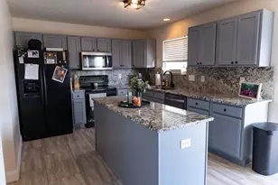 609 Wood Bluff Ln, Harrison, OH 45030 - Photo 9