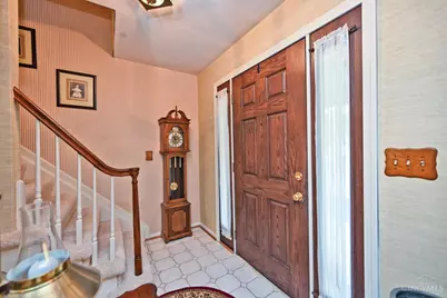 8542 Holiday Hills Drive, Anderson Township, OH 45255 - Photo 5